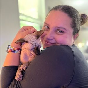 Meet your Posher, Madeline